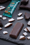 Muttertags Lieblings-Geschenkset  – Ein Geschenk von Herzen – Haselnusspralinen, Schokoladenriegel, Marzipan, Keto-Zartbitterschokolade, handgemachte Schokoladenkreationen, HERZ
