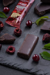 Muttertags Lieblings-Geschenkset  – Ein Geschenk von Herzen – Haselnusspralinen, Schokoladenriegel, Marzipan, Keto-Zartbitterschokolade, handgemachte Schokoladenkreationen, HERZ