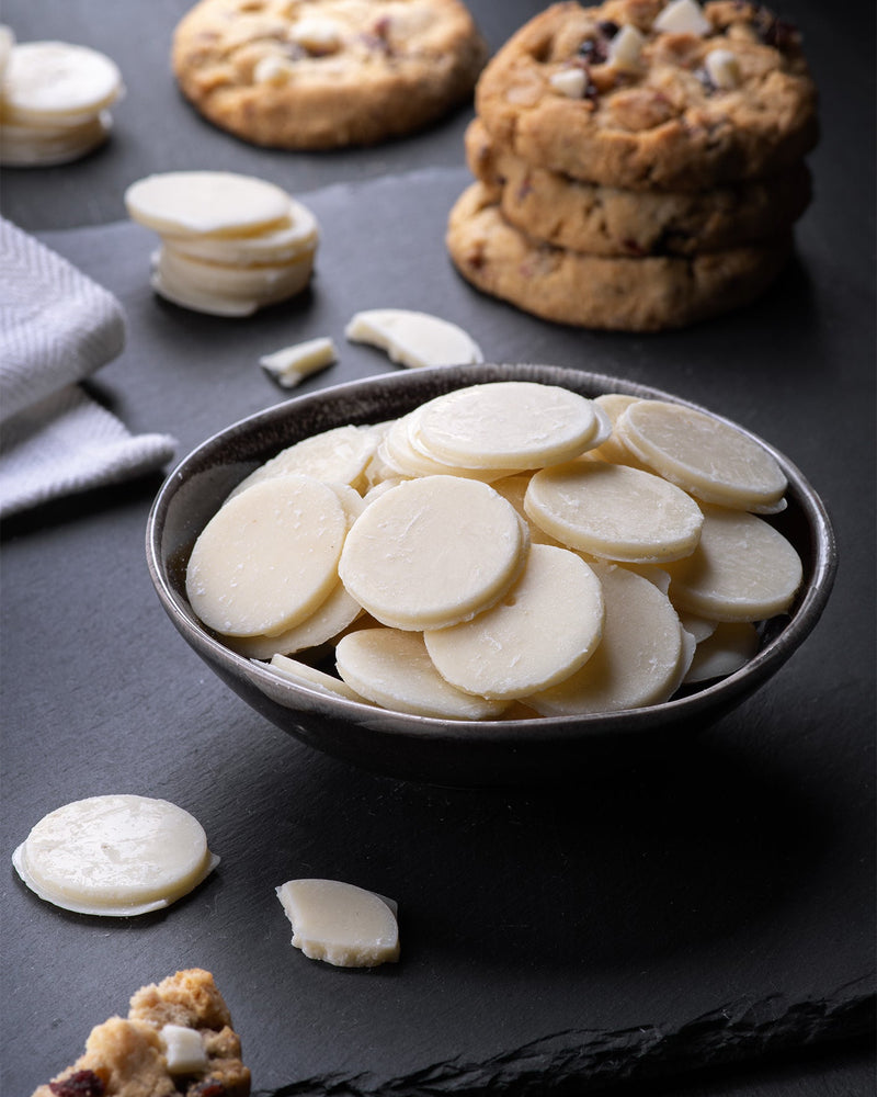 Elly Momberg, weiße Schokolade, Schokotropfen/Chips/Coins zum Backen und für Desserts; Snack, keto, zuckerfrei, vegan, glutenfrei, ohne Zuckerzusatz, Diabetiker, Diät, Abnehmen, laktosefrei, Lebensmittelallergie

Elly Momberg, white chocolate, chocolate drops, chips, coins for baking, desserts, treat, keto, sugar free, vegan, gluten free