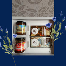  Exquisite Gift Box - with chocolate hazelnut spread, chocolate almond  spread, bars of chocolate and Riegel